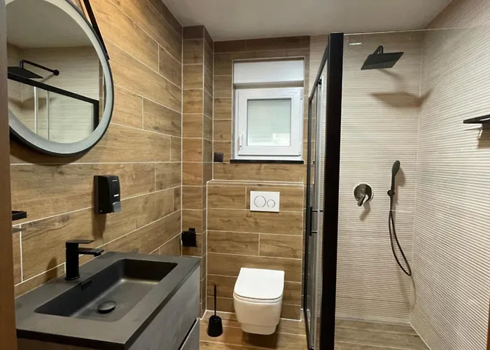 Mariva - 25 * ماكارسكا