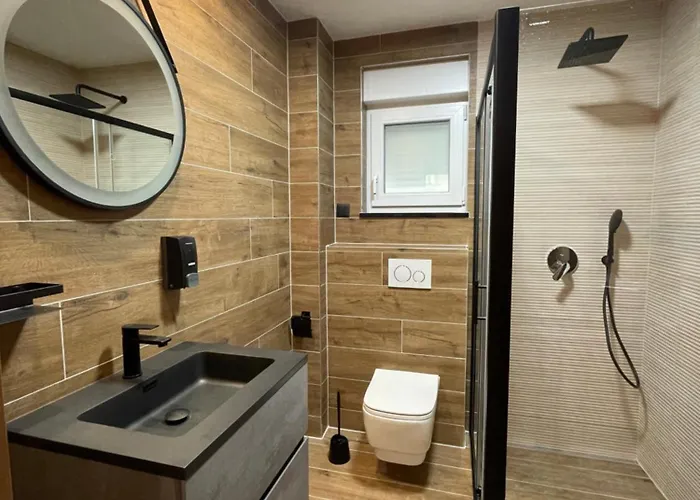 Mariva - 25 ماكارسكا