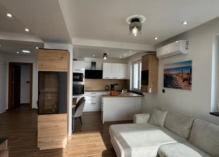 Mariva - 25 ماكارسكا